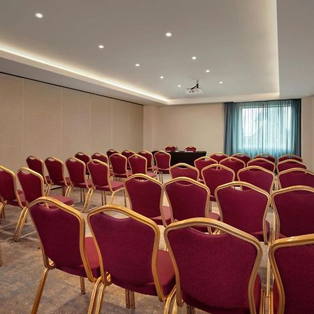 Sheraton Athlone Hotel Kültér fotó