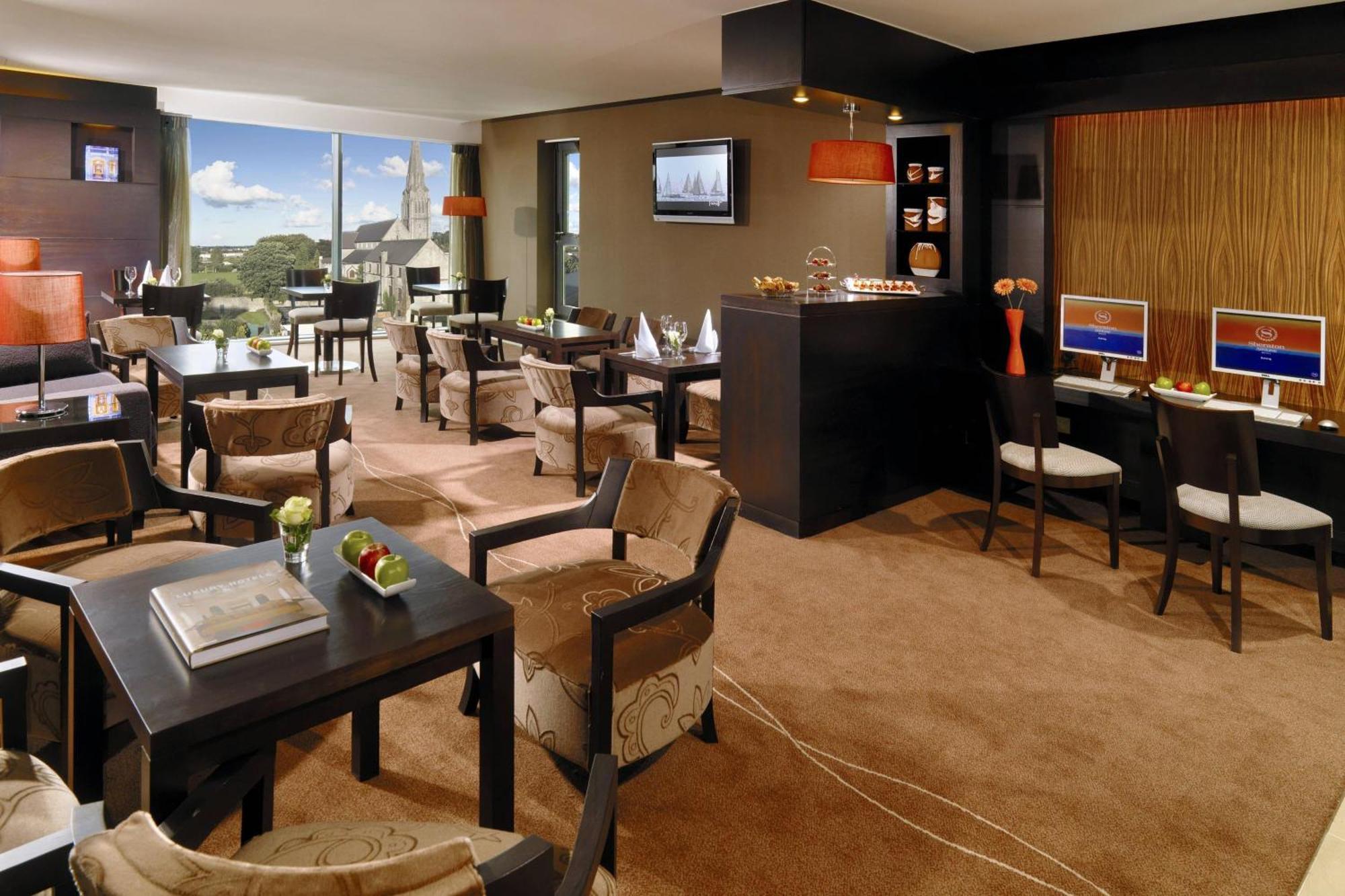 Sheraton Athlone Hotel Kültér fotó